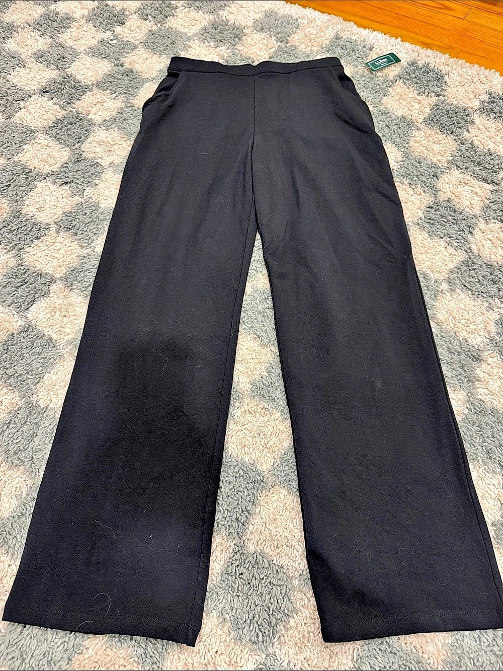L.L.Bean Perfect Fit Straight Leg Black Cotton Straight Leg Pants Size Small NWT